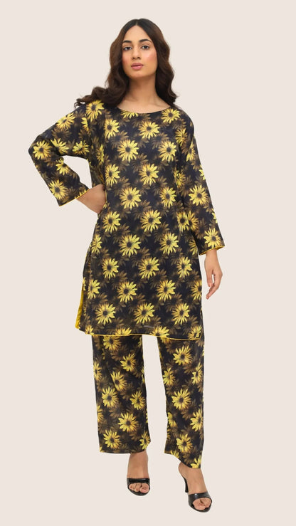02_piece_digital_printed_lawn_suit_for_women_front_design_Pakistan - Sahraa