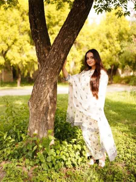  Best selling 3-piece premium lawn suit from Sahraa Summer 2026 collection.