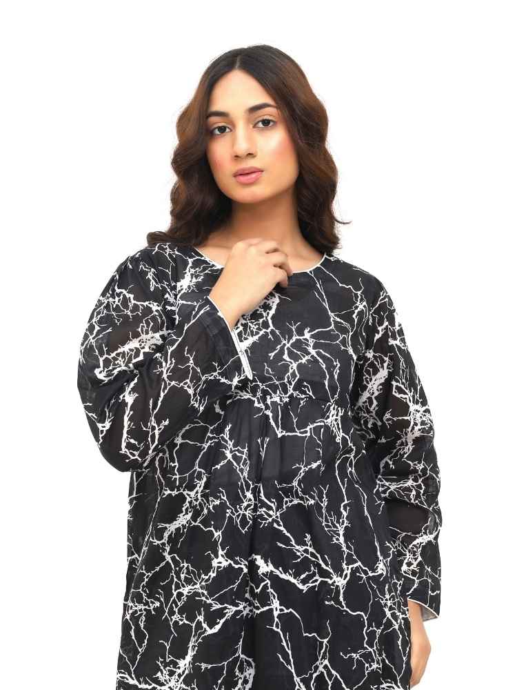 Shop Sahraa's top picks: A curated selection of high-quality Pakistani designer wear for women.